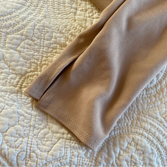 Pretty Little Thing Stone Grepe Ruched Waist Line Split Hem Trouser size 0 - Picture 4 of 7